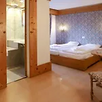 Апартаменты Le Bristol A16 By Interhome